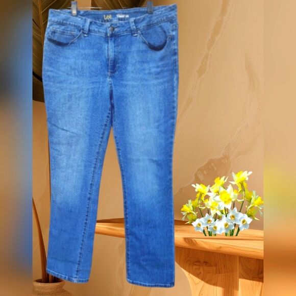 New- Lee Women's Blue Jeans - Picture 1 of 5